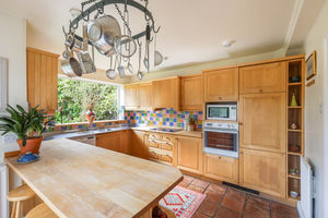 Photo 8- click for photo gallery